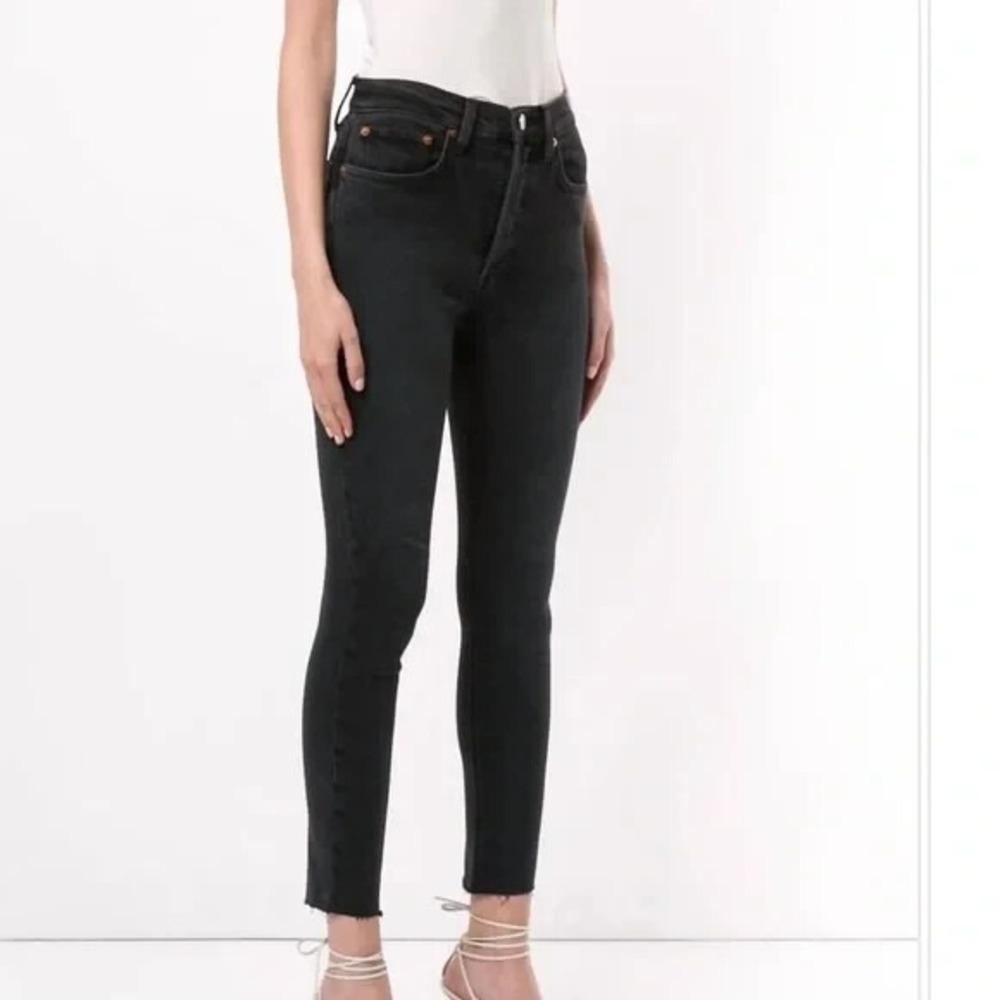 RE/DONE High Rise Ankle Crop Jeans Faded Black 28‎ Raw Hem Button Fly 189-3WHRAC